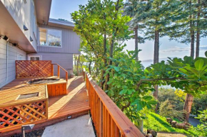 Walk to Keller Beach Waterfront Studio with Hot Tub